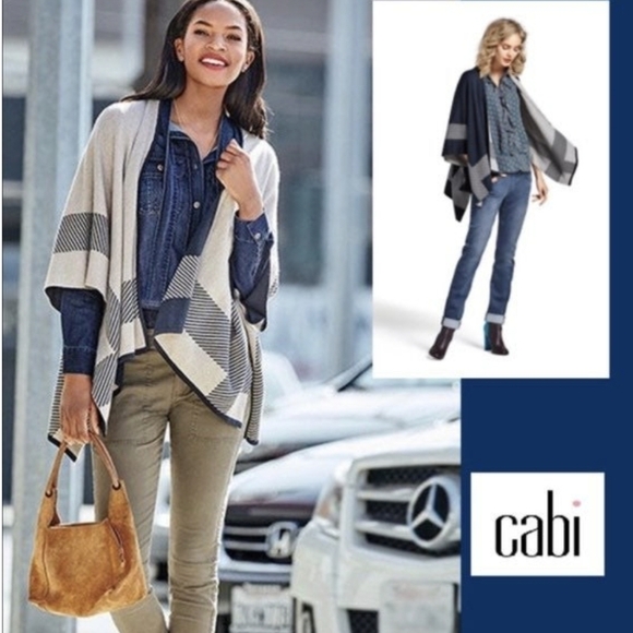 CAbi 3163 reversible wrap sweater - Picture 1 of 14